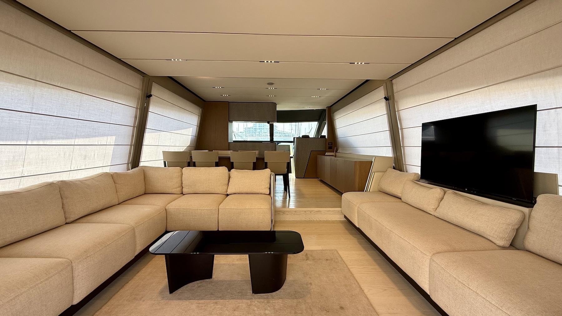 2024 FERRETTI YACHTS 720 